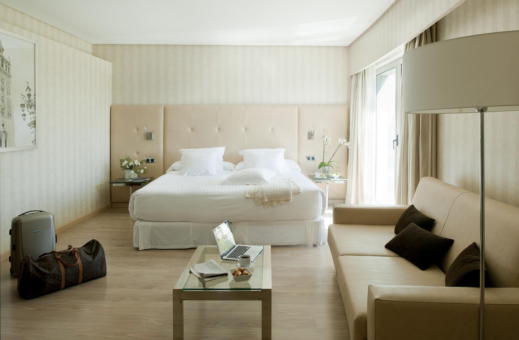 Hotel Barcelo Renacimiento 5*