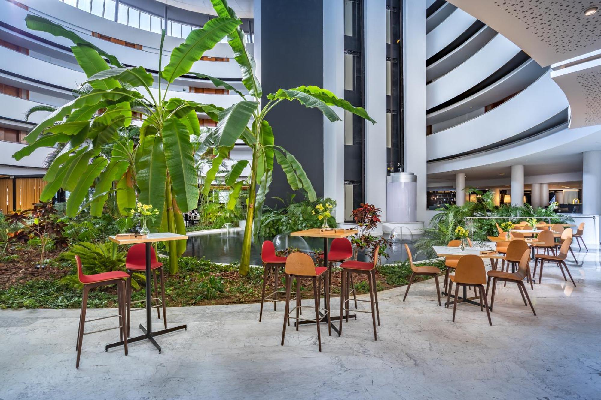 Hotel Barcelo Renacimiento